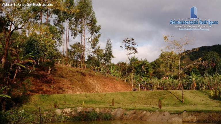 Imagem Chácara com 2 Quartos à Venda, 400 m² em Barra De Macaé - Macaé Imagem Chácara com 2 Quartos à Venda, 400 m² em Barra De Macaé - Macaé
