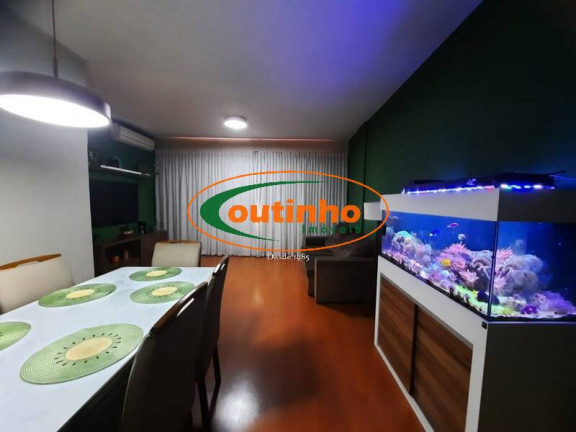 Imagem Apartamento com 4 Quartos à Venda, 120 m² em Tijuca - Rio De Janeiro Imagem Apartamento com 4 Quartos à Venda, 120 m² em Tijuca - Rio De Janeiro