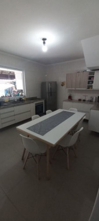 Imagem Sobrado com 3 Quartos à Venda, 100 m² em Jardim Universo - Mogi Das Cruzes Imagem Sobrado com 3 Quartos à Venda, 100 m² em Jardim Universo - Mogi Das Cruzes