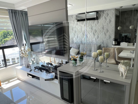 Imagem Apartamento com 2 Quartos à Venda, 69 m² em Centro - Balneário Camboriú Imagem Apartamento com 2 Quartos à Venda, 69 m² em Centro - Balneário Camboriú