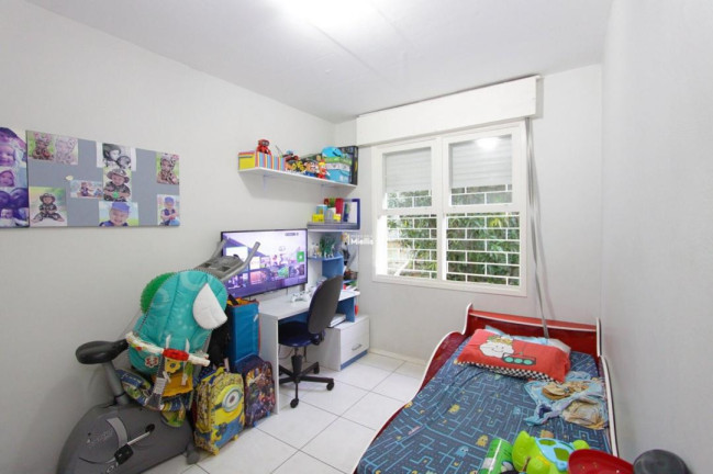 Imagem Imóvel com 2 Quartos à Venda, 54 m² em Camaquã - Porto Alegre Imagem Imóvel com 2 Quartos à Venda, 54 m² em Camaquã - Porto Alegre