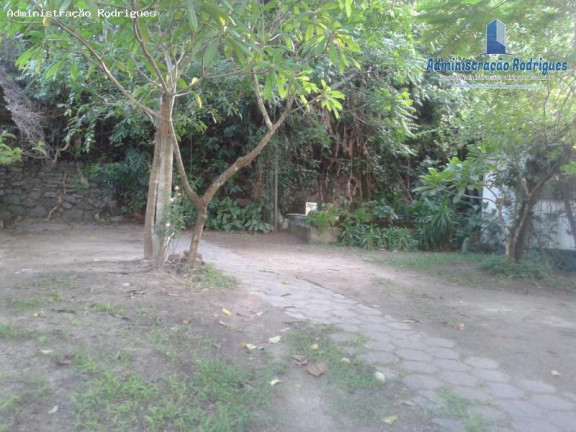 Imagem Terreno à Venda, 90 m² em Maria Paula - Niterói Imagem Terreno à Venda, 90 m² em Maria Paula - Niterói