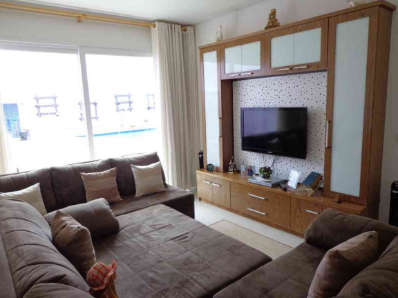 Imagem Casa com 4 Quartos à Venda, 480 m² em Aruã - Mogi Das Cruzes Imagem Casa com 4 Quartos à Venda, 480 m² em Aruã - Mogi Das Cruzes