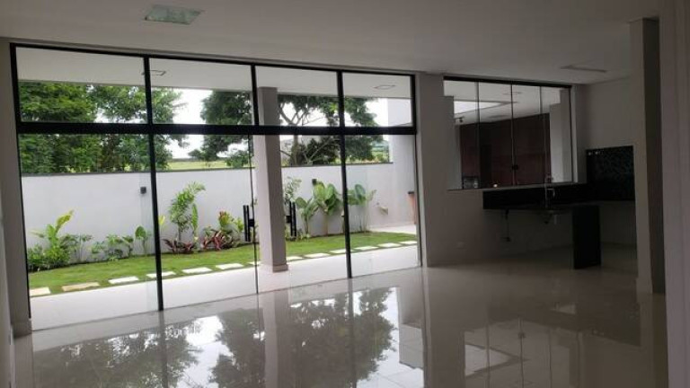 Imagem Casa com 3 Quartos à Venda, 503 m² em Bairro Do Grama - Caçapava Imagem Casa com 3 Quartos à Venda, 503 m² em Bairro Do Grama - Caçapava