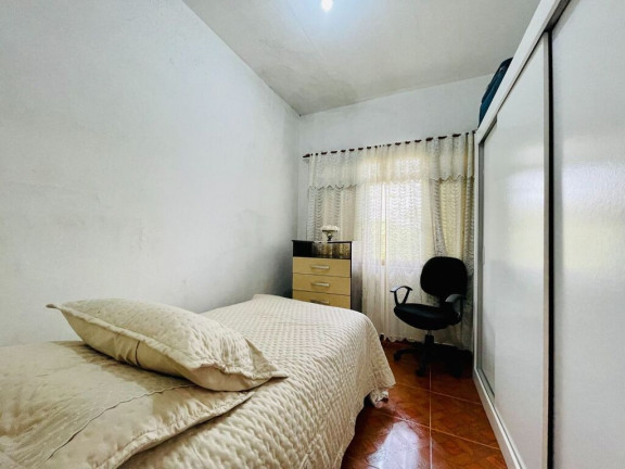 Imagem Casa com 4 Quartos à Venda, 242 m² em Garcia - Blumenau Imagem Casa com 4 Quartos à Venda, 242 m² em Garcia - Blumenau