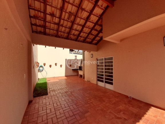 Imagem Casa com 3 Quartos à Venda, 117 m² em Vila Margarida - Campo Grande Imagem Casa com 3 Quartos à Venda, 117 m² em Vila Margarida - Campo Grande