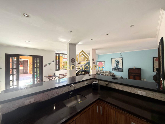 Imagem Casa com 5 Quartos à Venda, em Tombo - Guarujá Imagem Casa com 5 Quartos à Venda, em Tombo - Guarujá