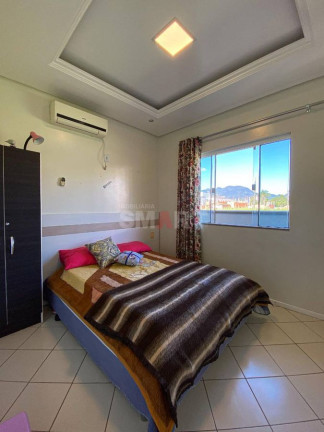 Imagem Casa com 3 Quartos à Venda, 155 m² em água Verde - Jaraguá Do Sul Imagem Casa com 3 Quartos à Venda, 155 m² em água Verde - Jaraguá Do Sul