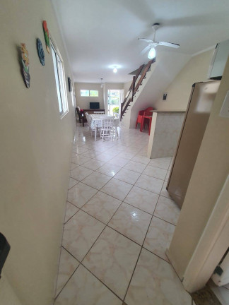 Imagem Casa com 3 Quartos para Temporada, em Praia Grande - Ubatuba Imagem Casa com 3 Quartos para Temporada, em Praia Grande - Ubatuba