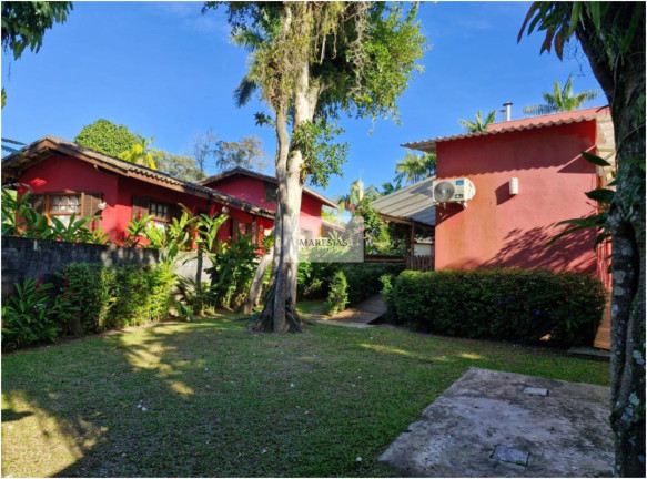 Imagem Casa com 8 Quartos à Venda, 270 m² em Camburi - São Sebastião Imagem Casa com 8 Quartos à Venda, 270 m² em Camburi - São Sebastião