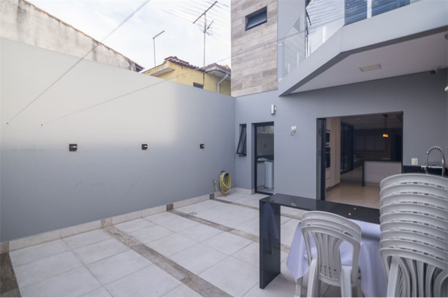Imagem Casa com 3 Quartos à Venda, 185 m² em Vila Curuçá - Santo André