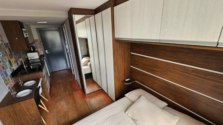 Imagem Apartamento com 1 Quarto à Venda, 17 m² em Centro - Curitiba Imagem Apartamento com 1 Quarto à Venda, 17 m² em Centro - Curitiba