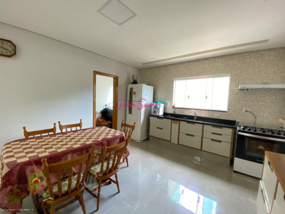 Imagem Casa com 2 Quartos à Venda, 170 m² em São Jorge - Santos Imagem Casa com 2 Quartos à Venda, 170 m² em São Jorge - Santos
