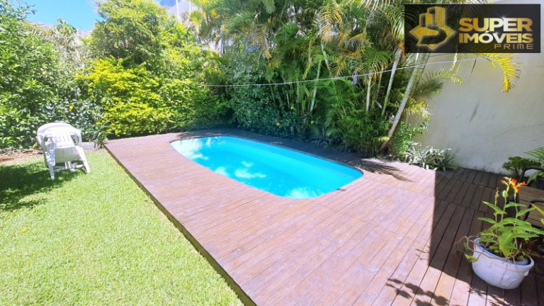 Casa com 3 Quartos à Venda, 315 m² em Centro - Pelotas