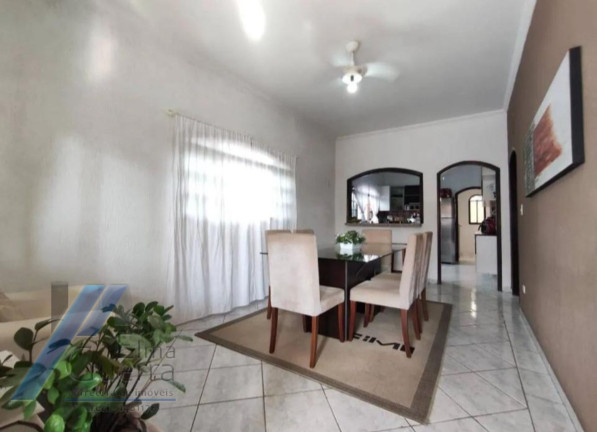 Imagem Casa com 4 Quartos à Venda, 150 m² em Centro - Ubatuba Imagem Casa com 4 Quartos à Venda, 150 m² em Centro - Ubatuba