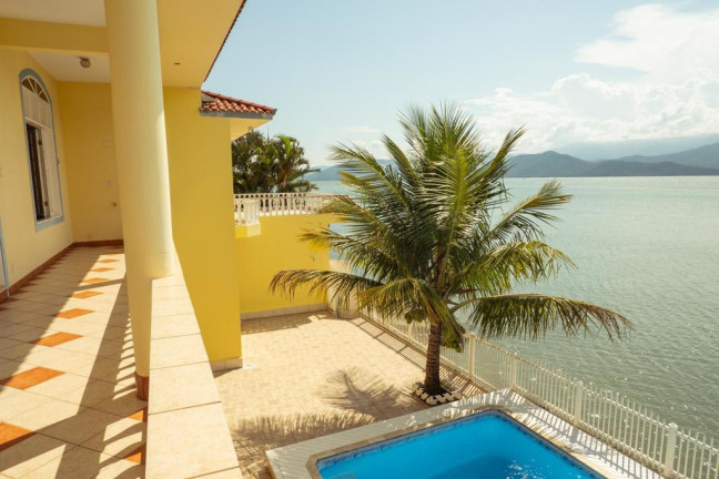 Imagem Casa com 5 Quartos à Venda, 750 m² em Ribeirão Da Ilha - Florianópolis Imagem Casa com 5 Quartos à Venda, 750 m² em Ribeirão Da Ilha - Florianópolis