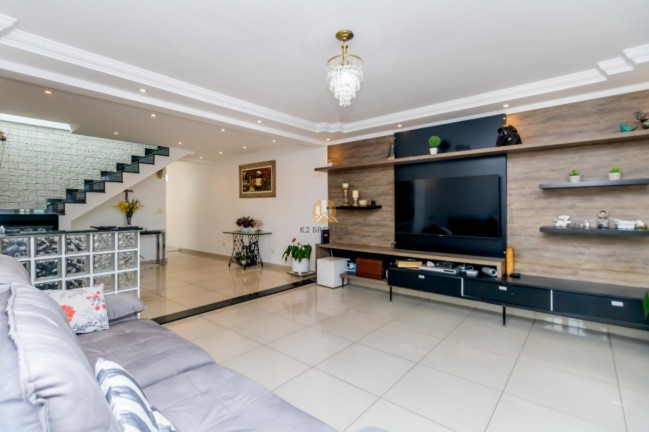 Casa com 3 Quartos à Venda, 251 m² em Jardim Regina - São Paulo
