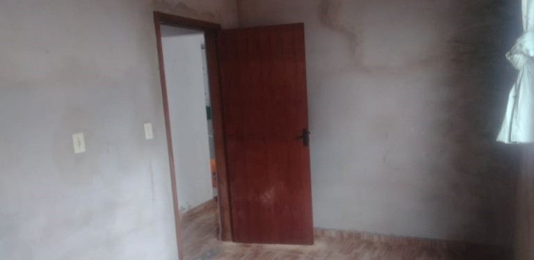 Imagem Casa com 2 Quartos à Venda, 130 m² em Loteamento Residencial Andrade - Pindamonhangaba Imagem Casa com 2 Quartos à Venda, 130 m² em Loteamento Residencial Andrade - Pindamonhangaba