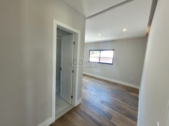 Imagem Casa com 4 Quartos à Venda, em Lagoa - Macaé Imagem Casa com 4 Quartos à Venda, em Lagoa - Macaé