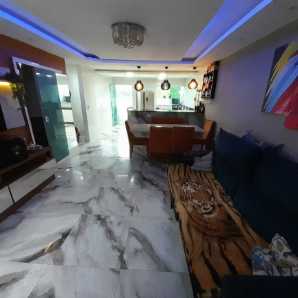 Imagem Casa com 4 Quartos à Venda, 320 m² em Taquara - Rio De Janeiro Imagem Casa com 4 Quartos à Venda, 320 m² em Taquara - Rio De Janeiro