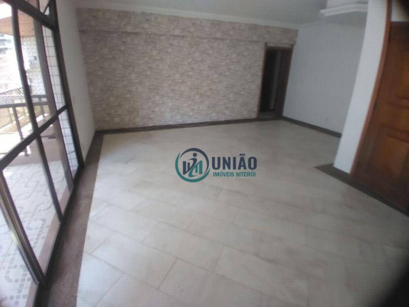 Imagem Apartamento com 4 Quartos à Venda, 220 m² em Vital Brasil - Niterói
