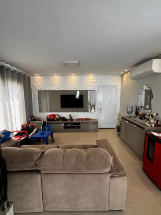 Imagem Casa com 3 Quartos à Venda, 215 m² em Jardim Califórnia - Cuiabá Imagem Casa com 3 Quartos à Venda, 215 m² em Jardim Califórnia - Cuiabá