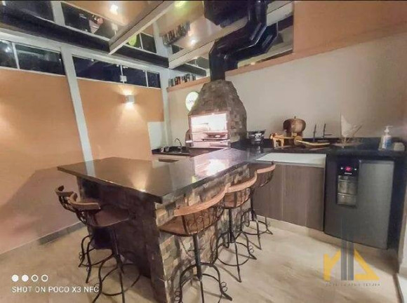 Imagem Casa com 3 Quartos à Venda, 150 m² em água Verde - Curitiba Imagem Casa com 3 Quartos à Venda, 150 m² em água Verde - Curitiba