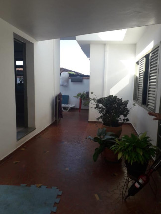 Imagem Casa com 4 Quartos à Venda, 262 m² em Centro - São Carlos Imagem Casa com 4 Quartos à Venda, 262 m² em Centro - São Carlos