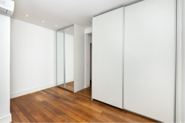 Imagem Apartamento com 3 Quartos à Venda, 270 m² em Jardim Floresta - São Paulo Imagem Apartamento com 3 Quartos à Venda, 270 m² em Jardim Floresta - São Paulo