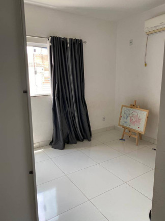 Imagem Casa com 3 Quartos à Venda, 211 m² em Jardim Das Palmeiras - Cuiabá Imagem Casa com 3 Quartos à Venda, 211 m² em Jardim Das Palmeiras - Cuiabá