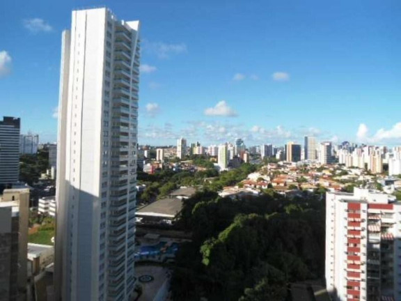 Imagem Apartamento com 3 Quartos à Venda, 120 m² em Itaigara - Salvador Imagem Apartamento com 3 Quartos à Venda, 120 m² em Itaigara - Salvador