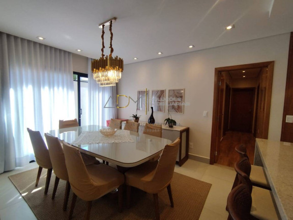 Imagem Casa com 3 Quartos à Venda, 250 m² em Vila Nelo Cariola - Botucatu Imagem Casa com 3 Quartos à Venda, 250 m² em Vila Nelo Cariola - Botucatu