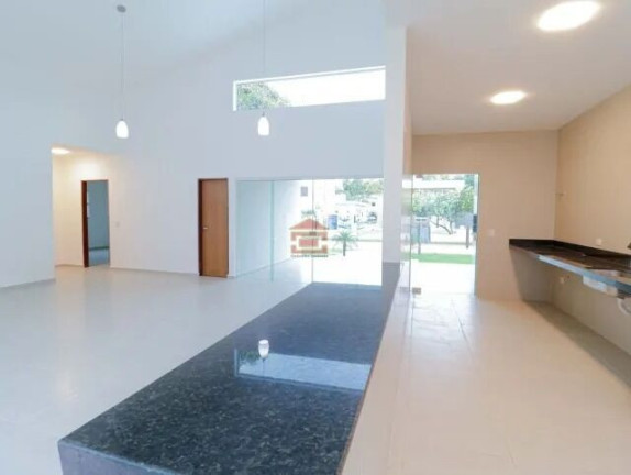 Imagem Casa com 3 Quartos à Venda, 185 m² Imagem Casa com 3 Quartos à Venda, 185 m²