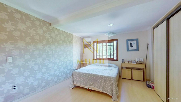 Imagem Casa com 3 Quartos à Venda, 214 m² em Tristeza - Porto Alegre Imagem Casa com 3 Quartos à Venda, 214 m² em Tristeza - Porto Alegre
