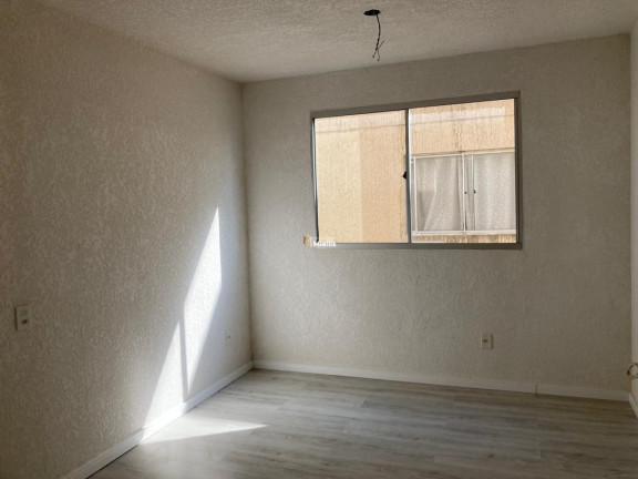Imagem Imóvel com 2 Quartos à Venda, 40 m² em Sarandi - Porto Alegre Imagem Imóvel com 2 Quartos à Venda, 40 m² em Sarandi - Porto Alegre