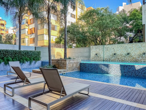 Imagem Apartamento com 3 Quartos à Venda, 261 m² em Petrópolis - Porto Alegre Imagem Apartamento com 3 Quartos à Venda, 261 m² em Petrópolis - Porto Alegre