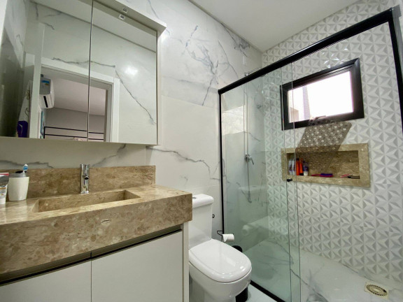 Imagem Casa com 3 Quartos à Venda, em Xangri-lá Imagem Casa com 3 Quartos à Venda, em Xangri-lá