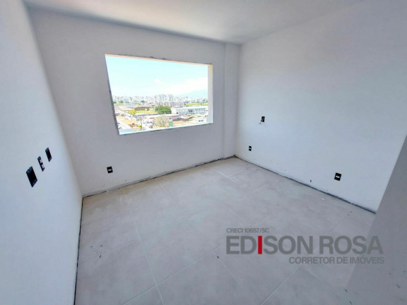 Imagem Apartamento com 2 Quartos à Venda, 76 m² em Capoeiras - Florianópolis Imagem Apartamento com 2 Quartos à Venda, 76 m² em Capoeiras - Florianópolis