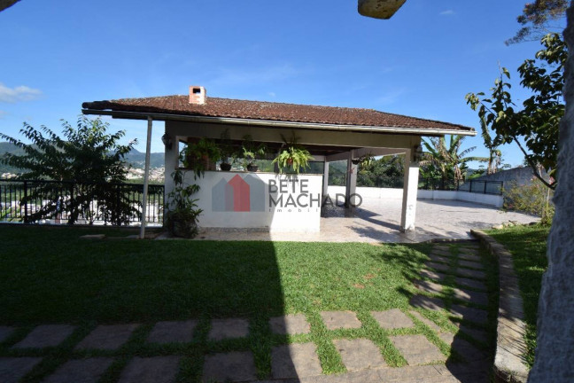 Imagem Casa com 3 Quartos à Venda, 1.674 m² em Panorama - Teresópolis