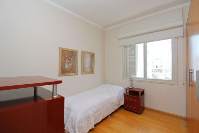 Imagem Apartamento com 2 Quartos à Venda, 71 m² em São João - Porto Alegre Imagem Apartamento com 2 Quartos à Venda, 71 m² em São João - Porto Alegre