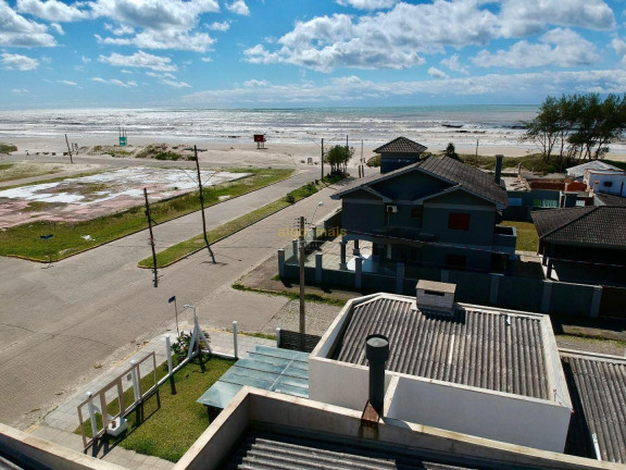 Imagem Casa com 3 Quartos à Venda, 140 m² em Rainha Do Mar - Xangri-lá Imagem Casa com 3 Quartos à Venda, 140 m² em Rainha Do Mar - Xangri-lá