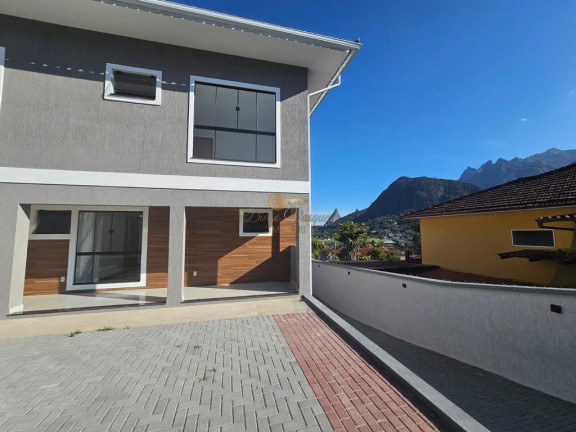 Imagem Casa com 3 Quartos à Venda, 142 m² em Alto - Teresópolis Imagem Casa com 3 Quartos à Venda, 142 m² em Alto - Teresópolis