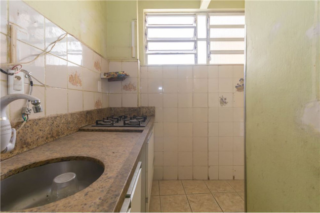Imagem Apartamento com 3 Quartos à Venda, 76 m² em Moinhos De Vento - Porto Alegre Imagem Apartamento com 3 Quartos à Venda, 76 m² em Moinhos De Vento - Porto Alegre