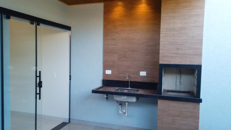 Imagem Casa de Condomínio com 2 Quartos à Venda, 80 m² em Vila Carlota - Campo Grande