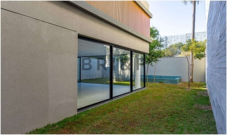 Imagem Casa com 5 Quartos à Venda, 867 m² em Brooklin - São Paulo Imagem Casa com 5 Quartos à Venda, 867 m² em Brooklin - São Paulo