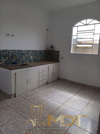 Imagem Casa com 3 Quartos à Venda, 120 m² em Copacabana - Belo Horizonte Imagem Casa com 3 Quartos à Venda, 120 m² em Copacabana - Belo Horizonte