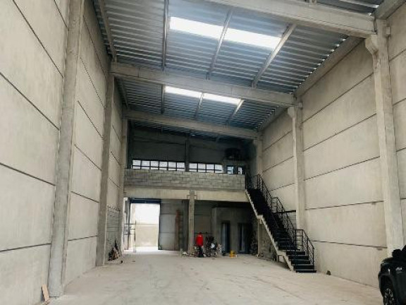 Imagem Imóvel Comercial para Alugar, 700 m² em Centro - Arujá