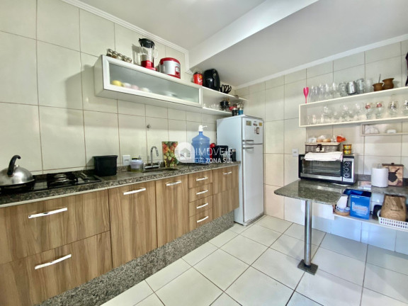 Imagem Casa com 3 Quartos à Venda, 149 m²