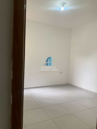 Imagem Casa com 2 Quartos à Venda, 64 m² em Vila Carmosina - São Paulo