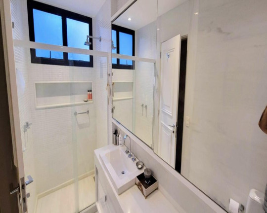 Imagem Imóvel com 4 Quartos à Venda, 304 m² em Lagoa - Rio De Janeiro Imagem Imóvel com 4 Quartos à Venda, 304 m² em Lagoa - Rio De Janeiro
